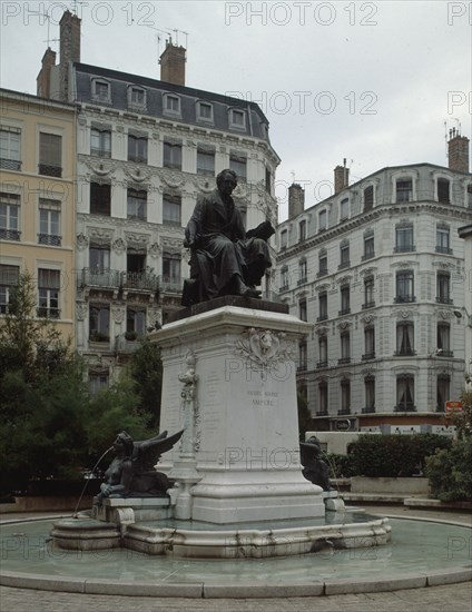 MONUMENTO A ANDRE MARIE AMPERE
LYON, EXTERIOR
FRANCIA

This image is not downloadable. Contact us for the high res.