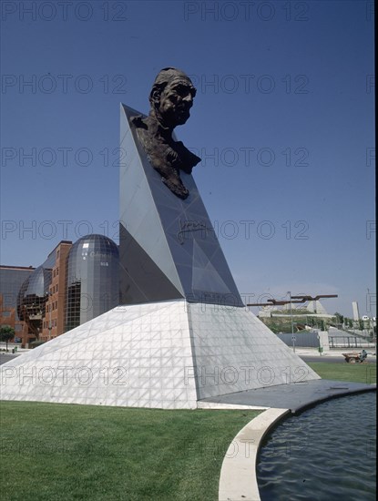 PARQUE DE LAS NACIONES:MONUMENTO A DON JUAN III
MADRID, IFEMA-PARQUE JUAN CARLOS I
MADRID

This image is not downloadable. Contact us for the high res.