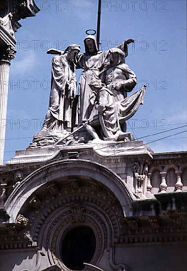 EXTERIOR-FACHADA-DET GRUPO ESCULTORICO SOBRE LA PORTADA
BUENOS AIRES, CABILDO
ARGENTINA

This image is not downloadable. Contact us for the high res.