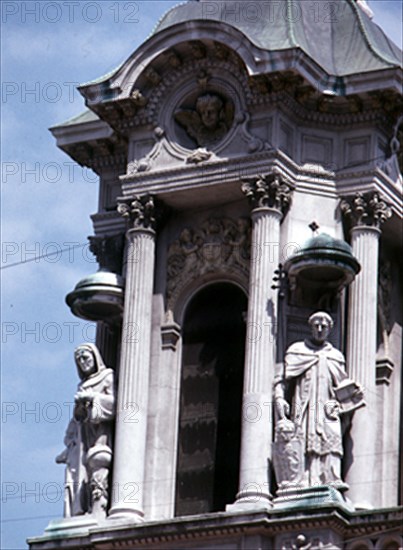 EXTERIOR-DET TORRE SOBRE LA FACHADA PRINCIPAL CON ESCULTURA
BUENOS AIRES, CABILDO
ARGENTINA

This image is not downloadable. Contact us for the high res.