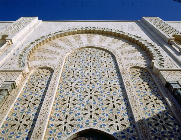 PINSEAU MICHEL
DECORACION EN MOSAICO DE LA PORTADA DE LA FACHADA SUR O PRINCIPAL - 1986/1993
CASABLANCA, MEZQUITA DE HASSAN II
MARRUECOS