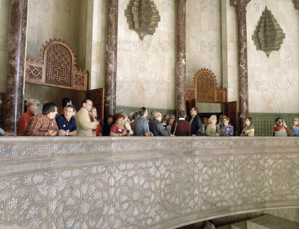 INTERIOR- CORREDOR PARA BAJAR A LA SALA DE LOS BAÑOS
CASABLANCA, MEZQUITA DE HASSAN II
MARRUECOS