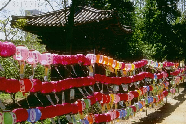 Fête de la Nativité de Bouddha en Corée