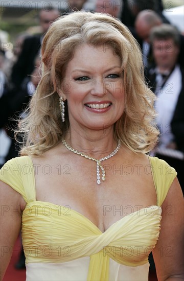 Mary Hart