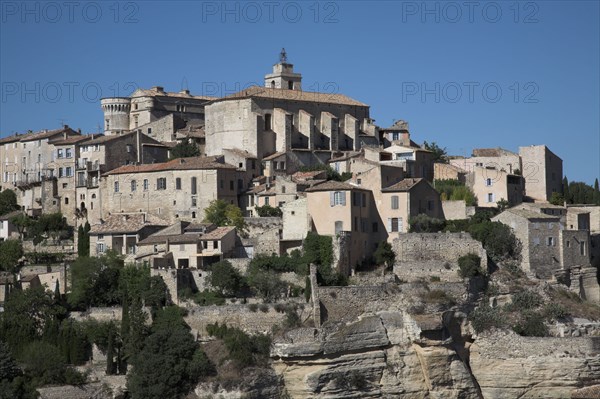 Provence480 Provence, Luberon, village de Gordes, été