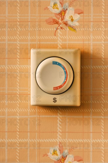 Thermostat. Photographer: Joe Clark
