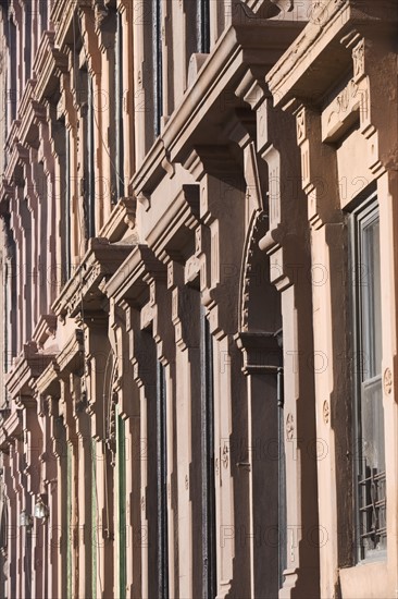 USA, New York City, Row of historic buildings. Photo: fotog