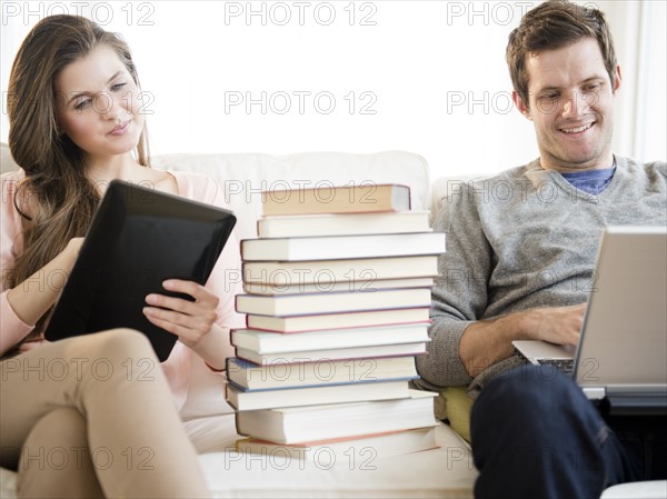 Couple studying together. Photo : Jamie Grill