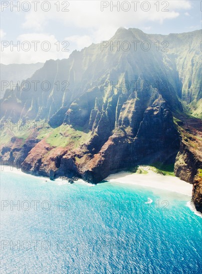 Elevated view of coast. Photo : Jamie Grill