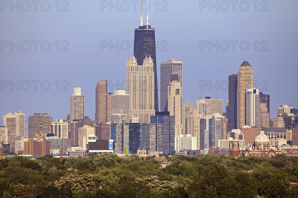 Skyscrapers in downtown. USA, Illinois, Chicago.
Photo : Henryk Sadura