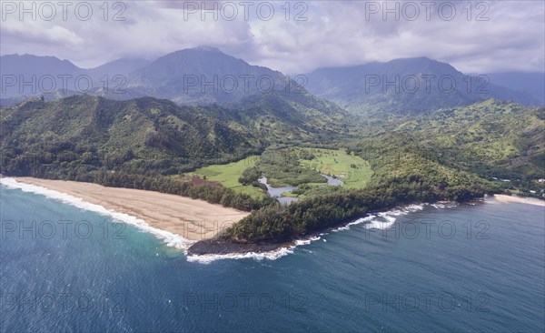 USA, Hawaii, Kauai, Aerial view of Na Pali Coast