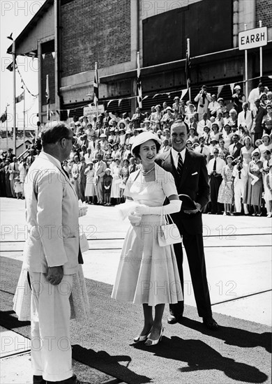 Princess Margaret in Nairobi. Princess Margaret, the younger sister of Queen Elizabeth II, greets officials and staff of the East African Railways and Harbours Administration (EAH&R). Nairobi, Kenya, 19 October 1956. Nairobi, Nairobi Area, Kenya, Eastern Africa, Africa.