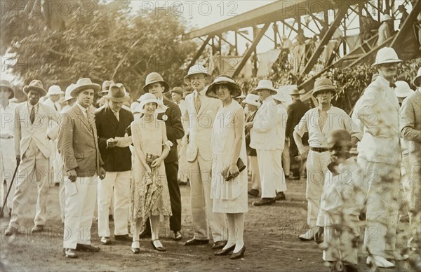 Easter races, Lagos. A crowd, predominantly European, at the Easter Races. Lagos, Nigeria, 1928. Lagos, Lagos, Nigeria, Western Africa, Africa.