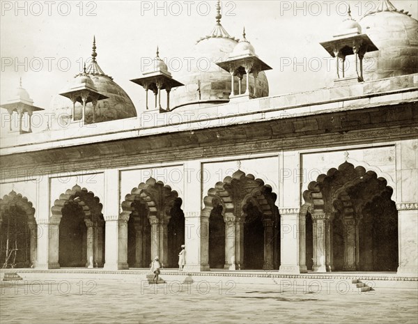 The Moti Masjid, Agra. View across a courtyard of the white marble Moti Masjid (Pearl Mosque), located within the Agra Fort complex. Agra, North Western Provinces (Uttar Pradesh), India, circa 1885. Agra, Uttar Pradesh, India, Southern Asia, Asia.