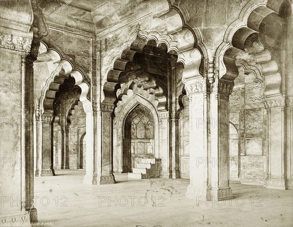 The Moti Masjid, Agra. Interiew view of a corridor at the white marble Moti Masjid (Pearl Mosque), located within the Agra Fort complex. Agra, North Western Provinces (Uttar Pradesh), India, circa 1885. Agra, Uttar Pradesh, India, Southern Asia, Asia.