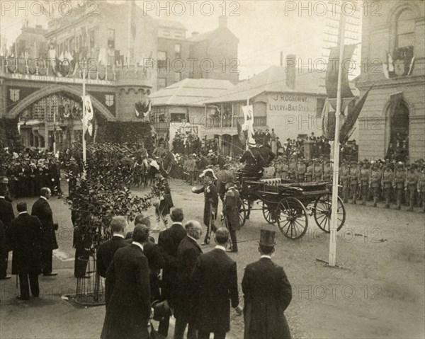 The Duke of Cornwall and York is welcomed at Perth. The Duke of Cornwall and York (later King George V), disembarks from his carriage to an official welcome and military salute at the royal pavilion. The Duchess was also present during the visit, which was made shortly after the royal couple had opened the first Commonwealth Parliament of Australia in Melbourne. Perth, Australia, July 1901. Perth, West Australia, Australia, Australia, Oceania.