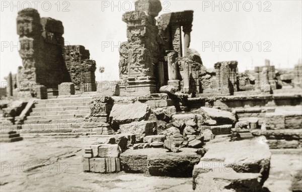 S'iva-Avantisvara Temple at Avantipur. The standing ruins of S'iva-Avantisvara Temple at Avantipur. The Hindu temple was built during the reign of King Avantivarman (r.855-883AD) and was dedicated to Lord Vishnu. Avantipur, Jammu and Kashmir State, India, circa 1927. Avantipur, Jammu and Kashmir, India, Southern Asia, Asia.