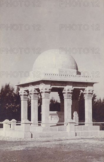 The tomb of Phyllis Louise Lawrence. The white-domed tomb of Phyllis Louise Lawrence, nee Napier, the first wife of Sir Henry Staveley Lawrence (Collector of Karachi). The Lawrence couple were married in 1899 and had three children before Phyllis was killed in a carriage accident in Karachi on 30 June 1912. Karachi, Sind, India (Sindh, Pakistan), circa 1915. Karachi, Sindh, Pakistan, Southern Asia, Asia.