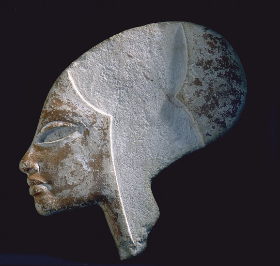 Amarna period head of a princess