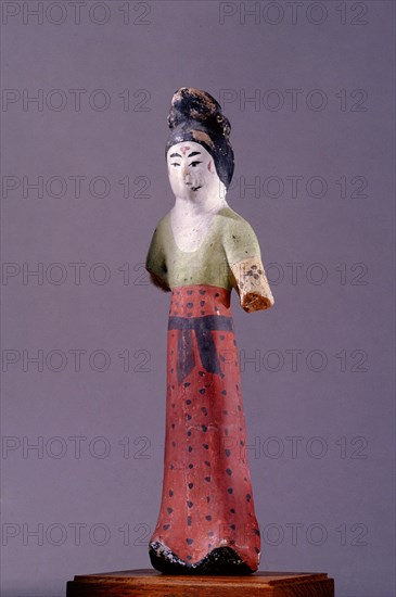 The Chinese Central Asian variant of the familiar Tang dynasty tomb figure is illustrated in this model from a tomb in the region of Turfan