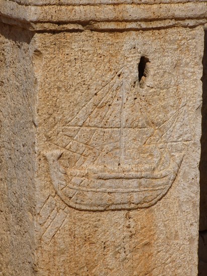 Arch with depictions of boats