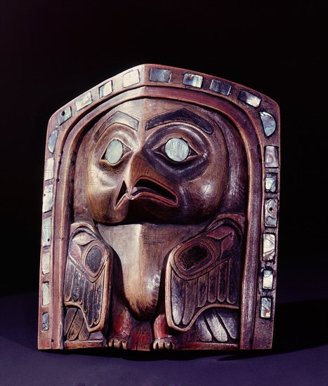 Frontlet worn by a chief attached to his headdress