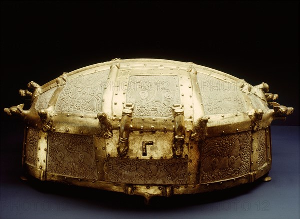 Casket, replica of the original