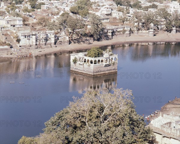 The lake city of Udaipur, Rajasthan