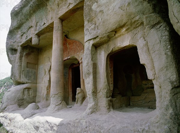 The entrance to one of the cave temples at Tianlong Shan, perched high on the cliff face