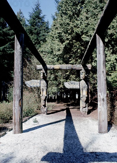 House posts carved with totemic animals