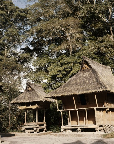 The small house-shaped structure is a bone house or geriten