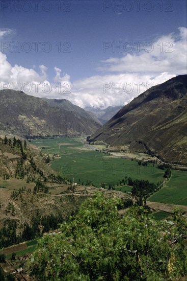 'Sacred Valley of the Incas' the Urubamba (Vilcanota) valley near Pisac, canalised by the Incas for agriculture