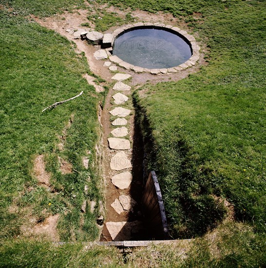 Pool of Saga, hot spring