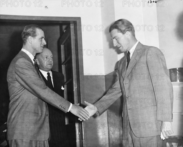 Duke of Edinburgh welcomed by Dr Gratton, King George VI Hospital, Nairobi