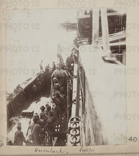 Disembarking troops, Anglo-Somali War