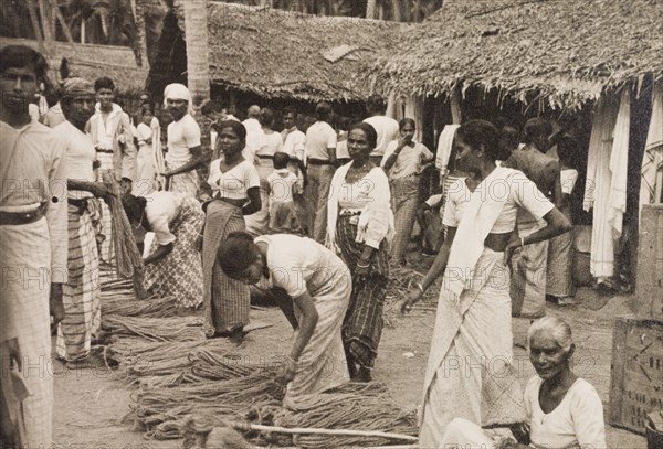 Rope sellers in Ceylon