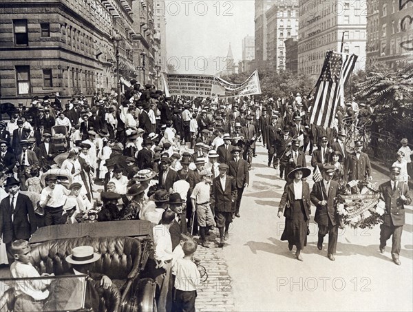 NY Streetcar Strike Parade