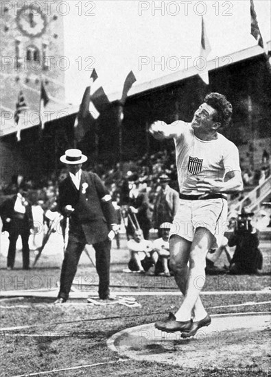 James Duncan Discus Throw