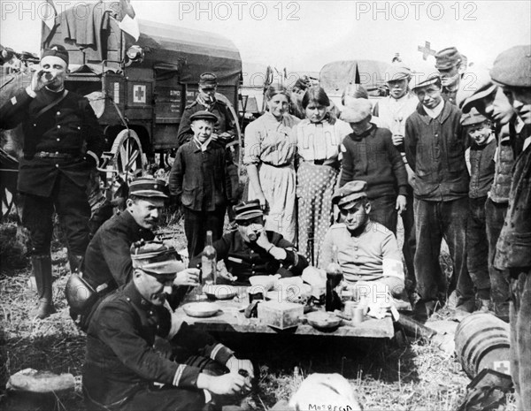 WWI Roadside Lunch