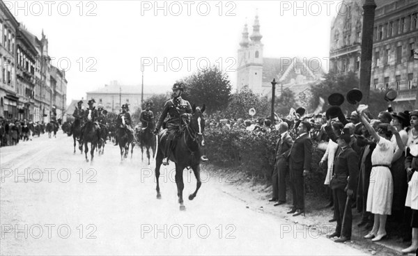 Hungarians Protest Trianon