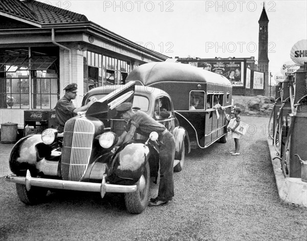 Curtis Aerocar Gets Gas