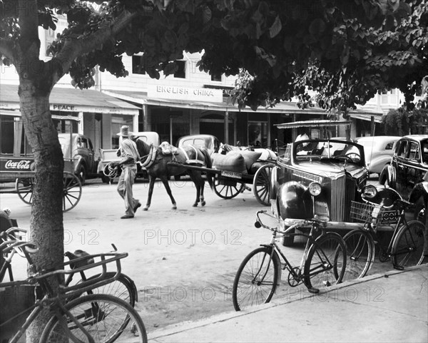 Bahama Street Scene