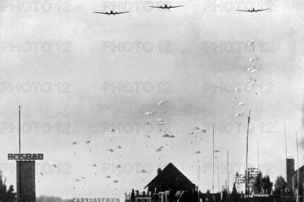 German Paratroopers In Holland