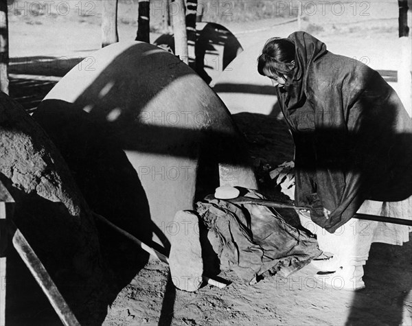 Native American Bread Maker