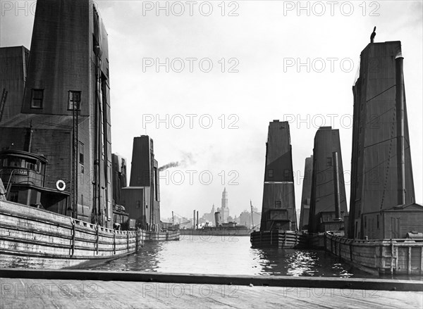 Floating Grain Elevators In NY