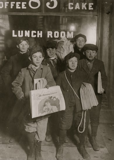 Jewish Newsboys selling on Brooklyn Bridge. 1908