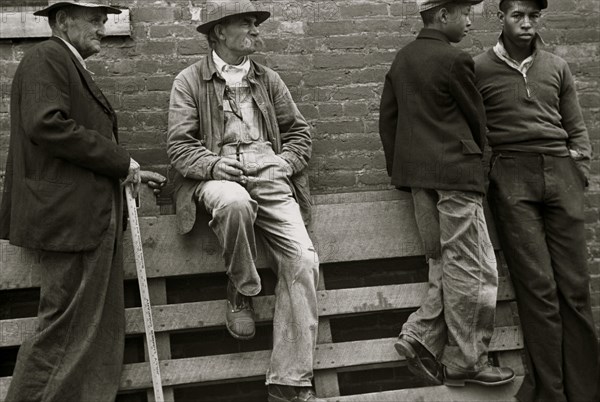 African American and two elder while men in Huntingdon, Tennessee 1935