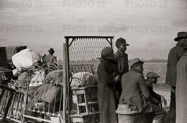 African American Evicted sharecroppers along Highway 60, New Madrid County, Missouri 1939