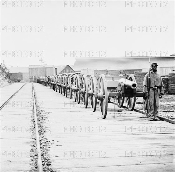 African American soldier Guards Artillery in the Civil War 1862