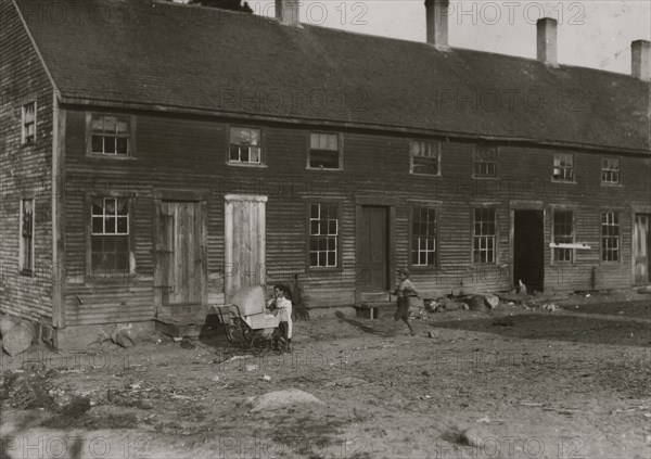 Crowded tenement used by cranberry pickers ("Bravas") or black Portuguese 1911